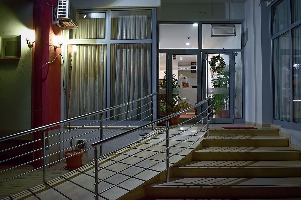 Hotel Nar Gevgelija Exterior photo