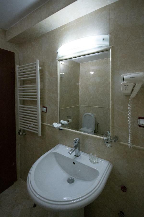 Hotel Nar Gevgelija Exterior photo